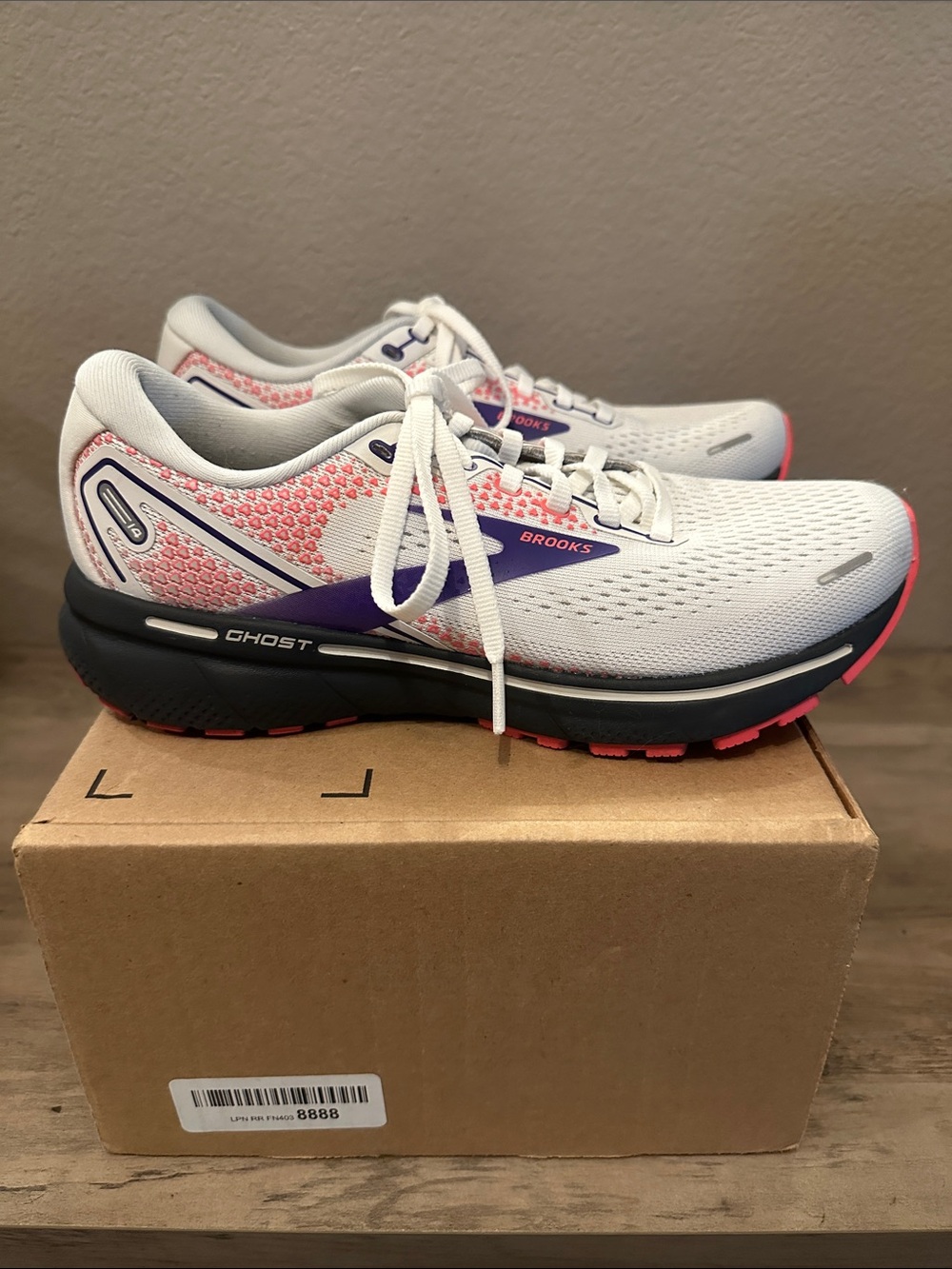 Women’s Brooks Ghost Running Shoes - Picture 4 of 6
